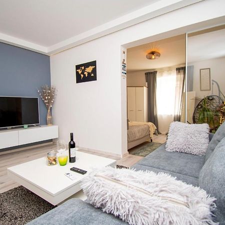 Oasis Apartment Pula Dış mekan fotoğraf