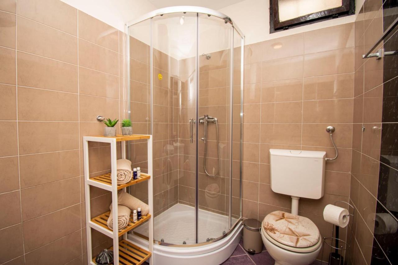 Oasis Apartment Pula Dış mekan fotoğraf