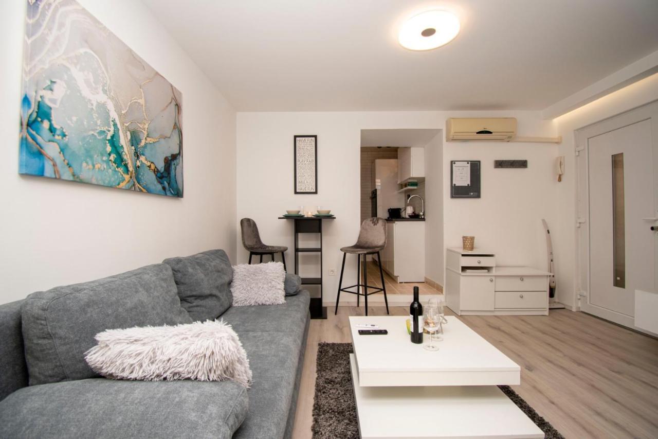 Oasis Apartment Pula Dış mekan fotoğraf